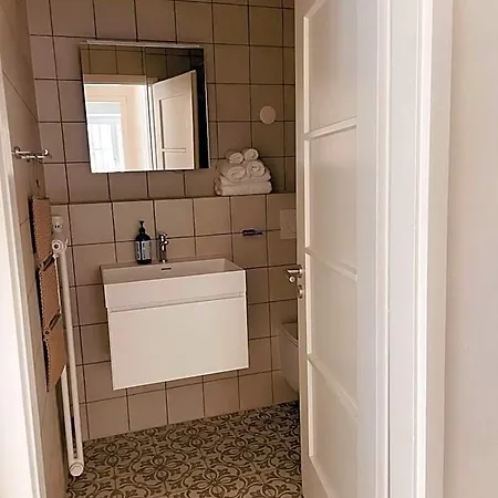 Sophia Hotel *